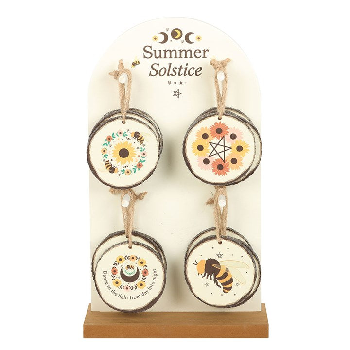 Set of 16 Summer solstice decorations featuring floral designs and bees on natural wood slices for vibrant seasonal decor